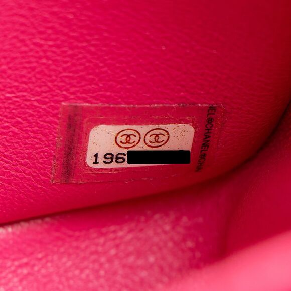 Chanel Lambskin Classic Jumbo Double Flap Bag - Picture 6 of 16